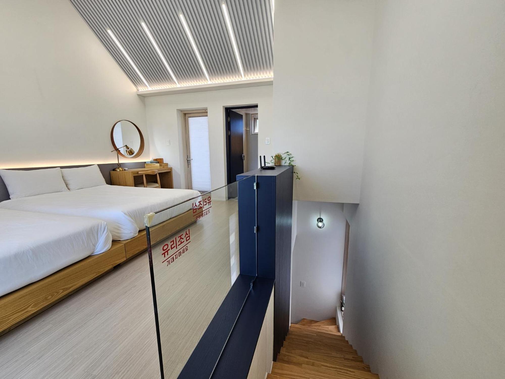 Jeju Badayeon Villa Согвипхо Экстерьер фото