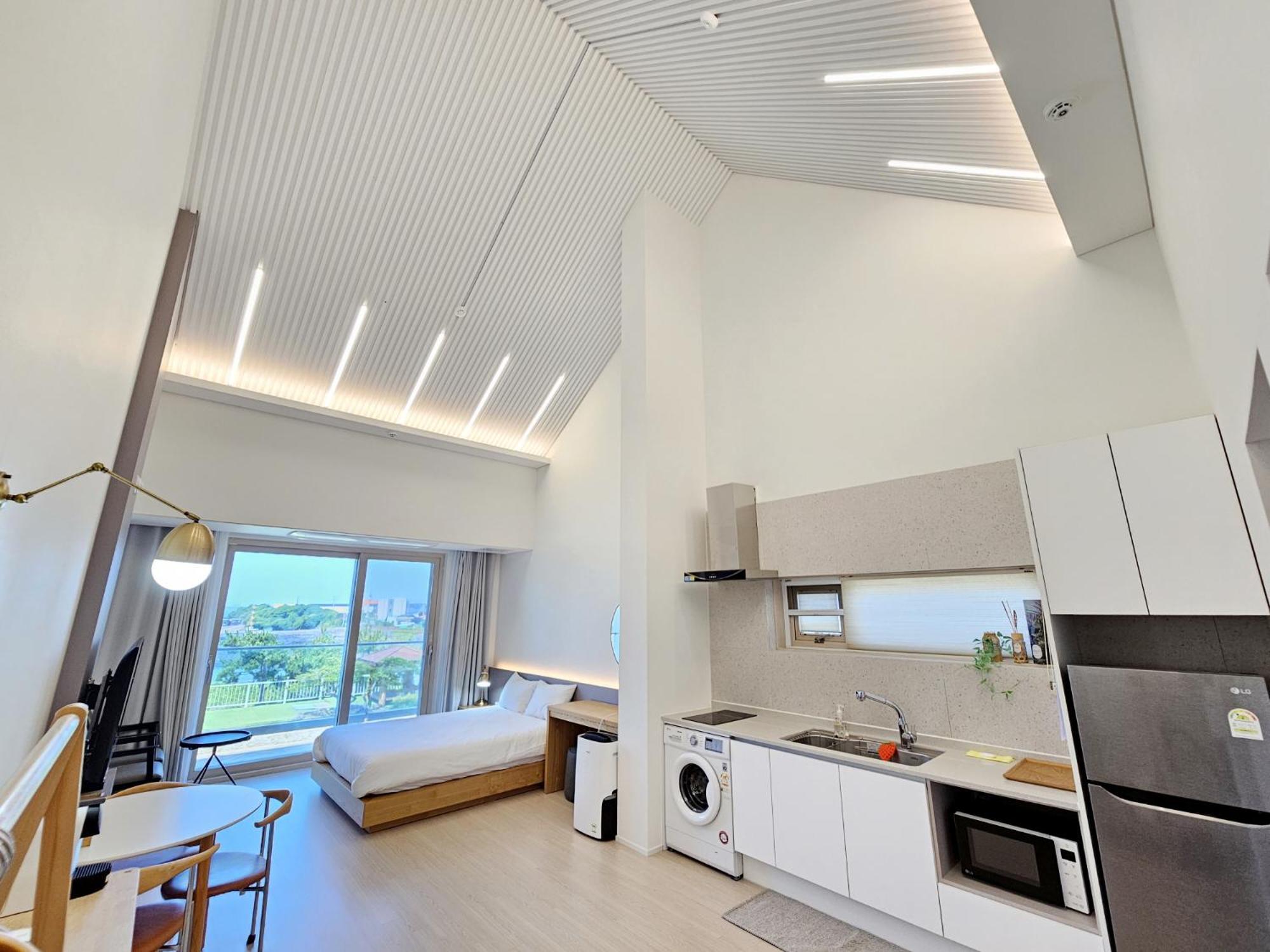 Jeju Badayeon Villa Согвипхо Экстерьер фото