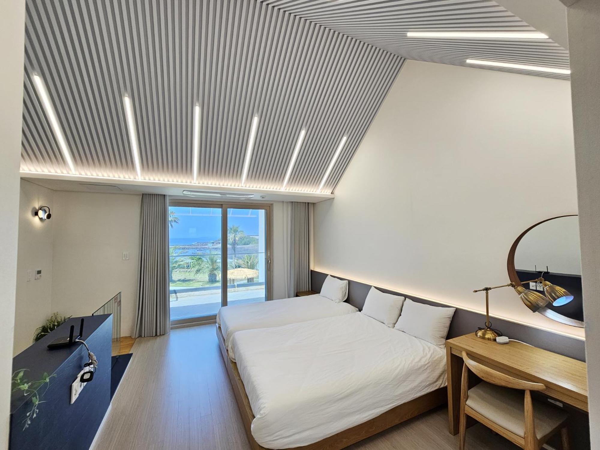 Jeju Badayeon Villa Согвипхо Экстерьер фото