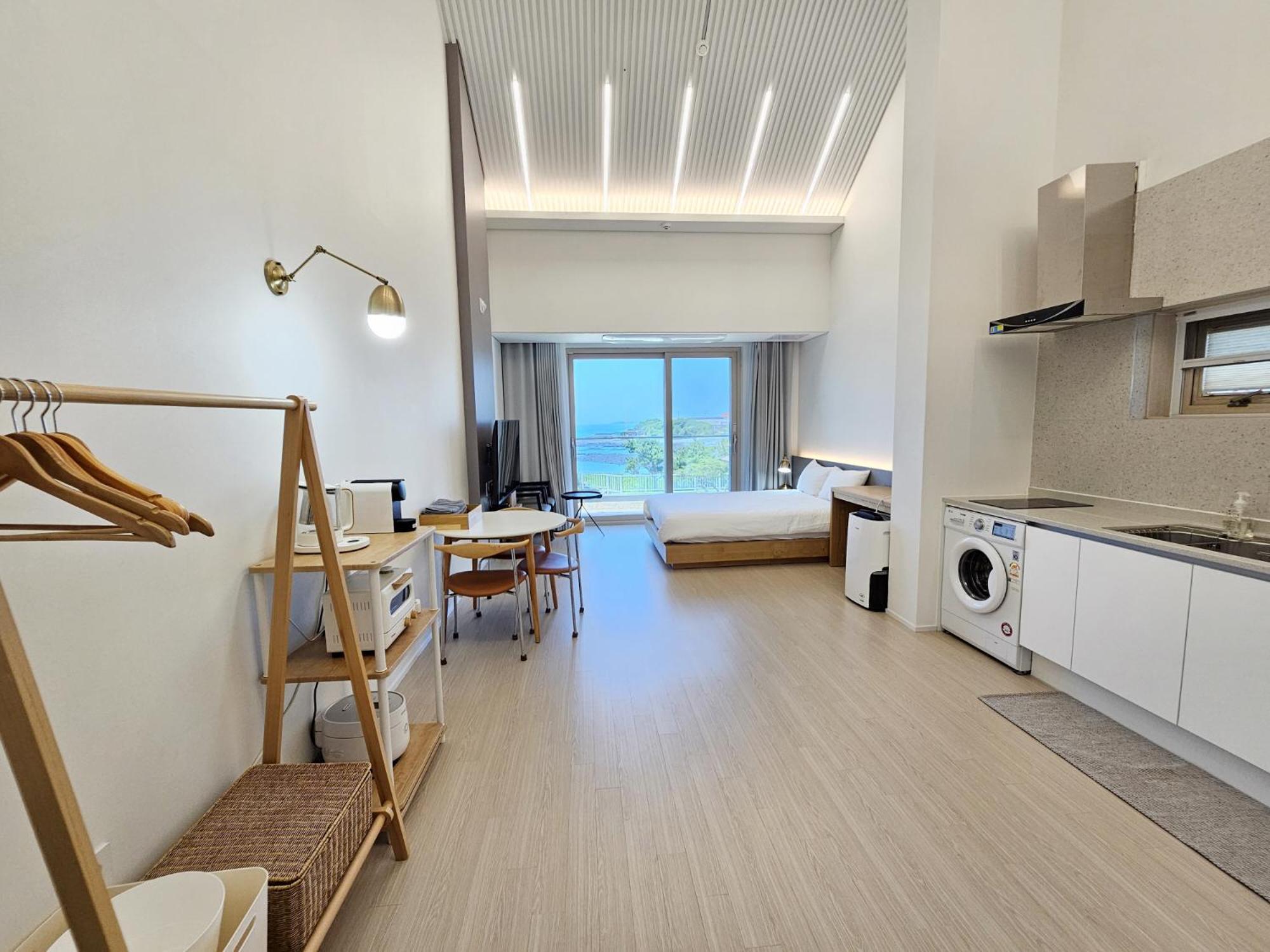 Jeju Badayeon Villa Согвипхо Экстерьер фото