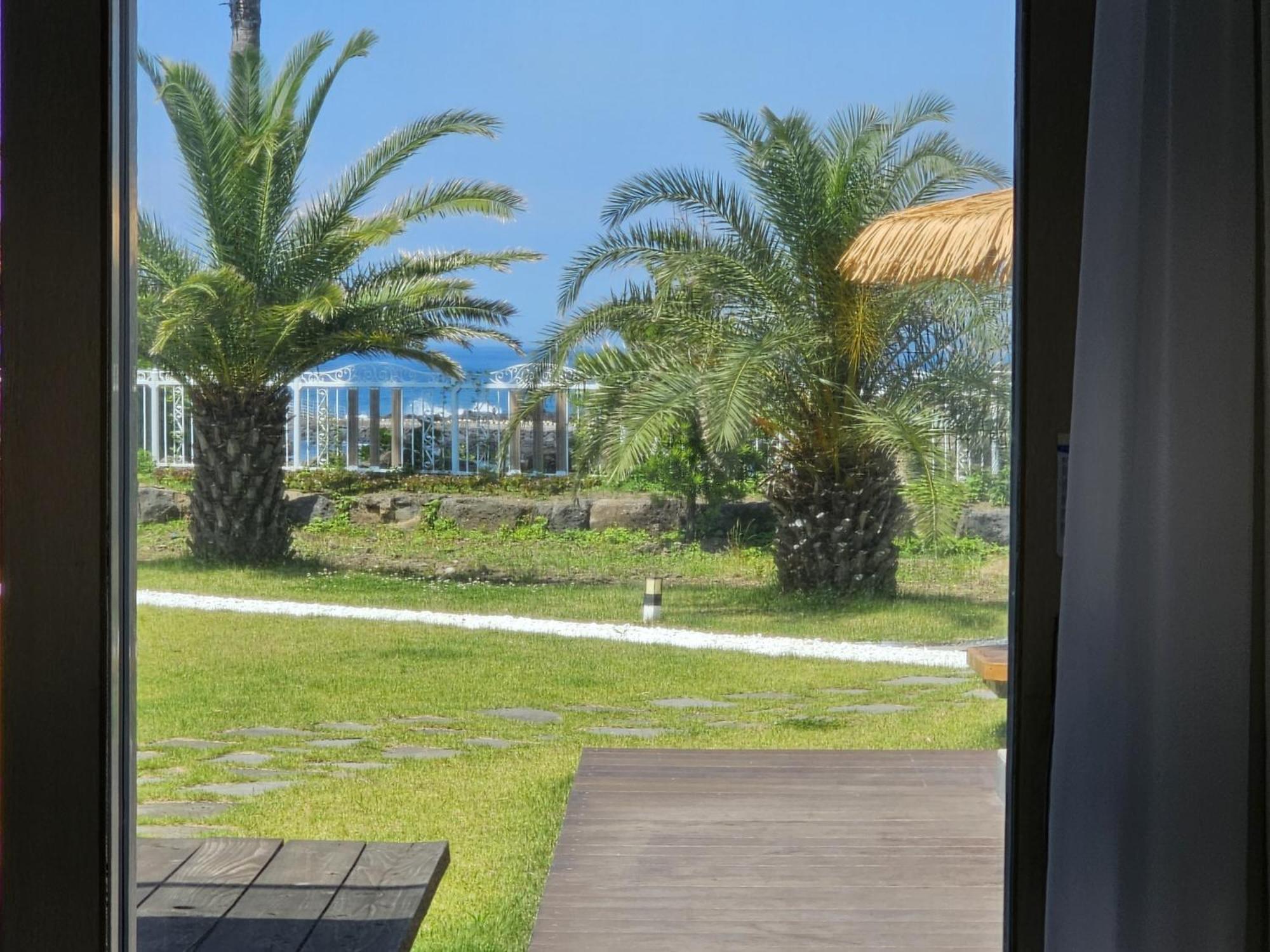 Jeju Badayeon Villa Согвипхо Экстерьер фото