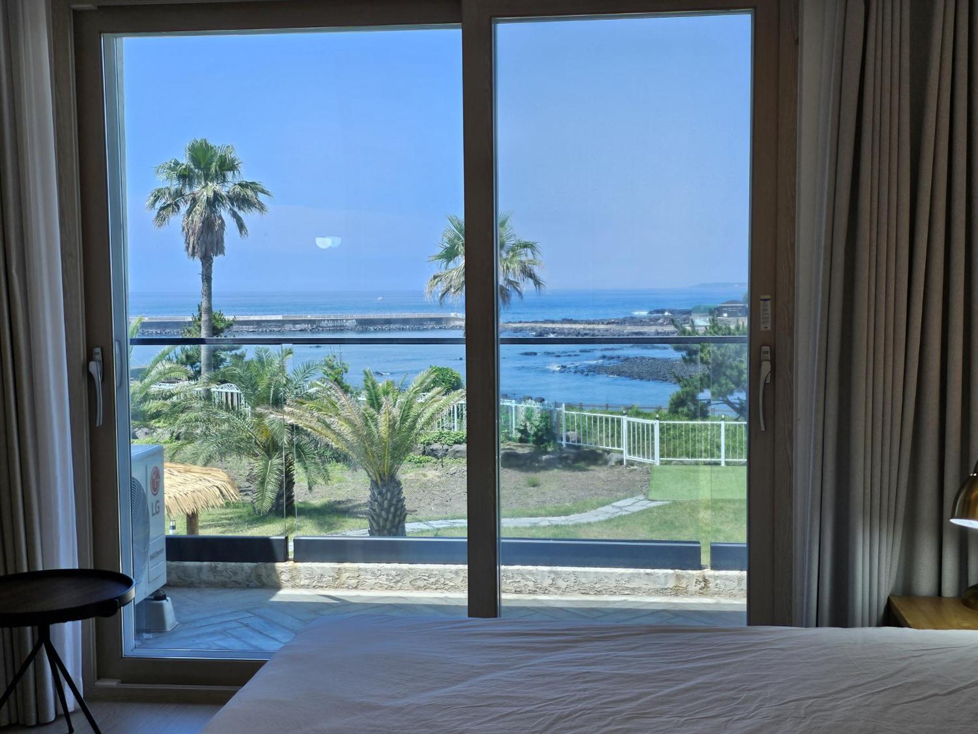 Jeju Badayeon Villa Согвипхо Экстерьер фото