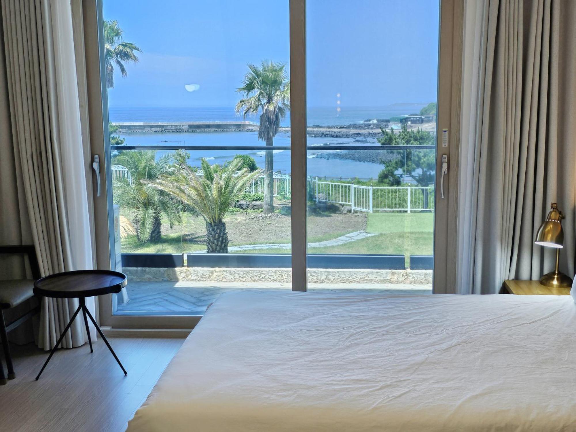 Jeju Badayeon Villa Согвипхо Экстерьер фото
