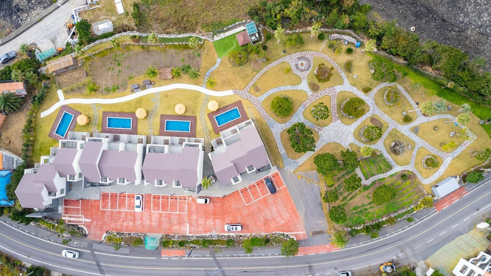 Jeju Badayeon Villa Согвипхо Экстерьер фото