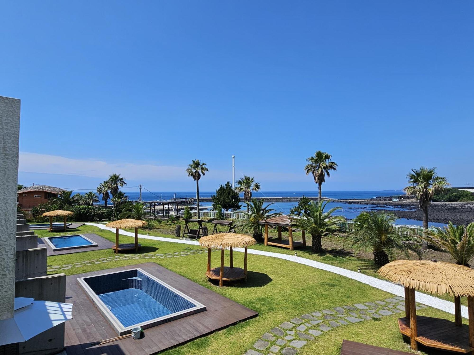 Jeju Badayeon Villa Согвипхо Экстерьер фото