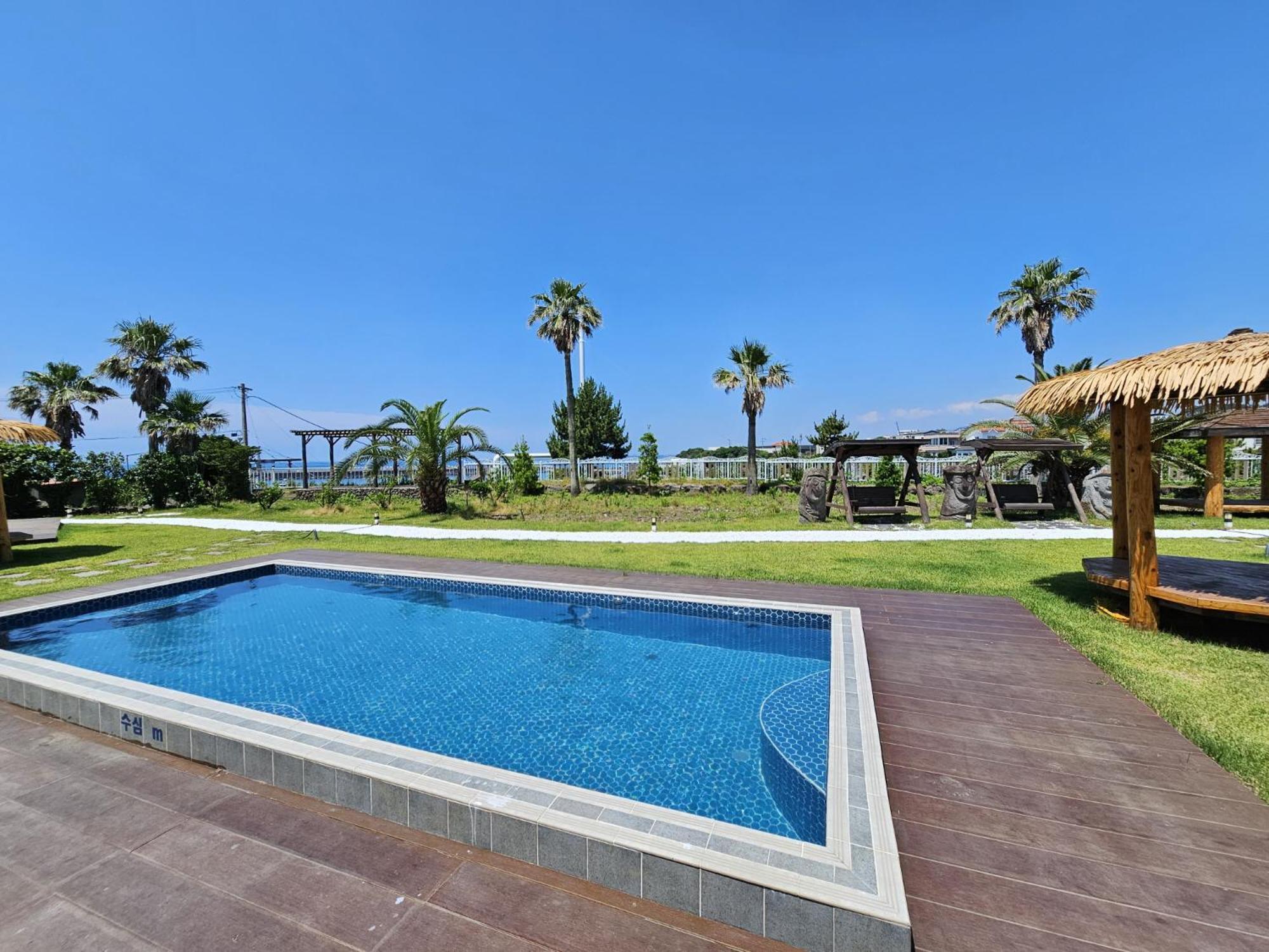 Jeju Badayeon Villa Согвипхо Экстерьер фото