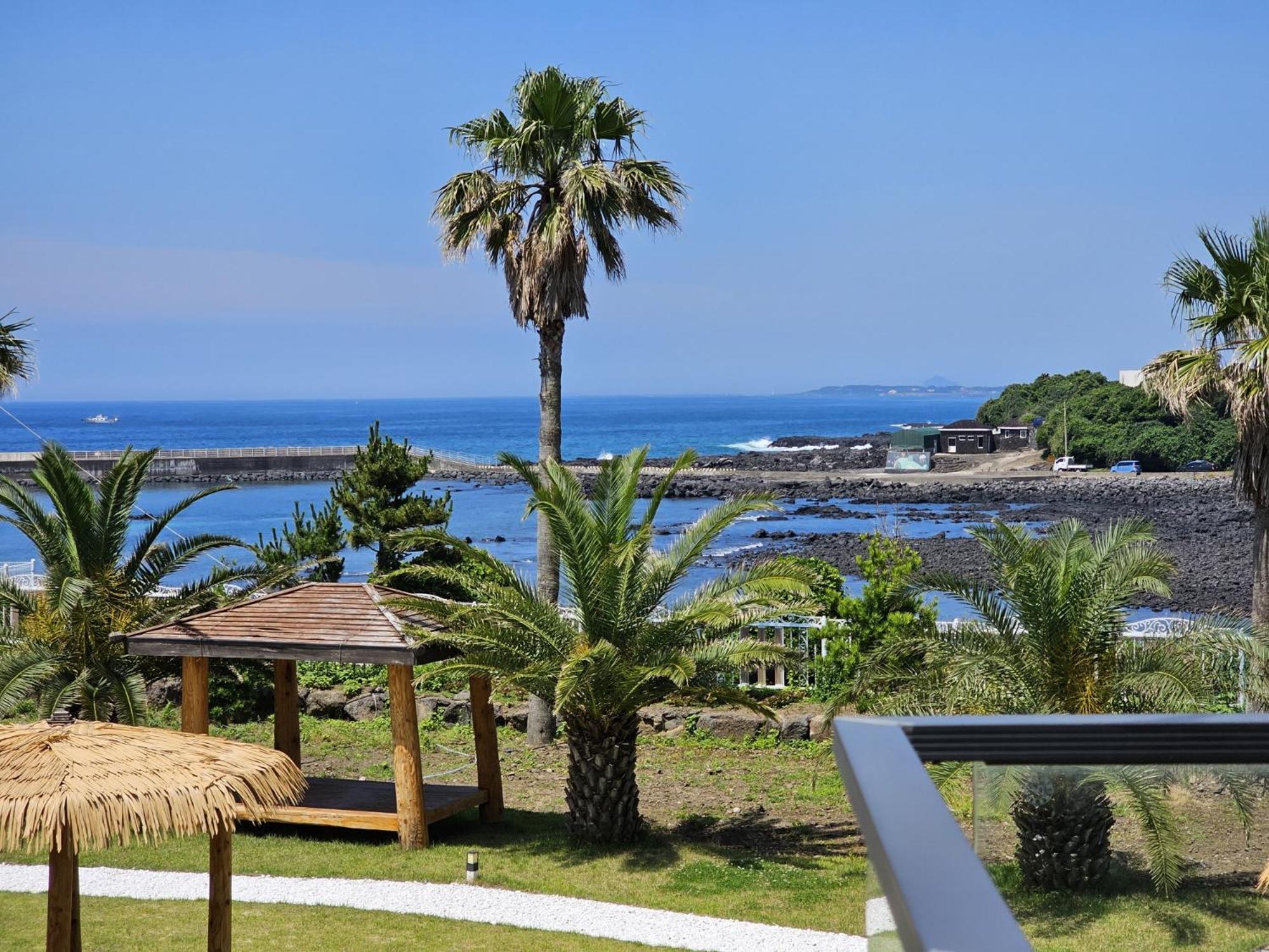 Jeju Badayeon Villa Согвипхо Экстерьер фото