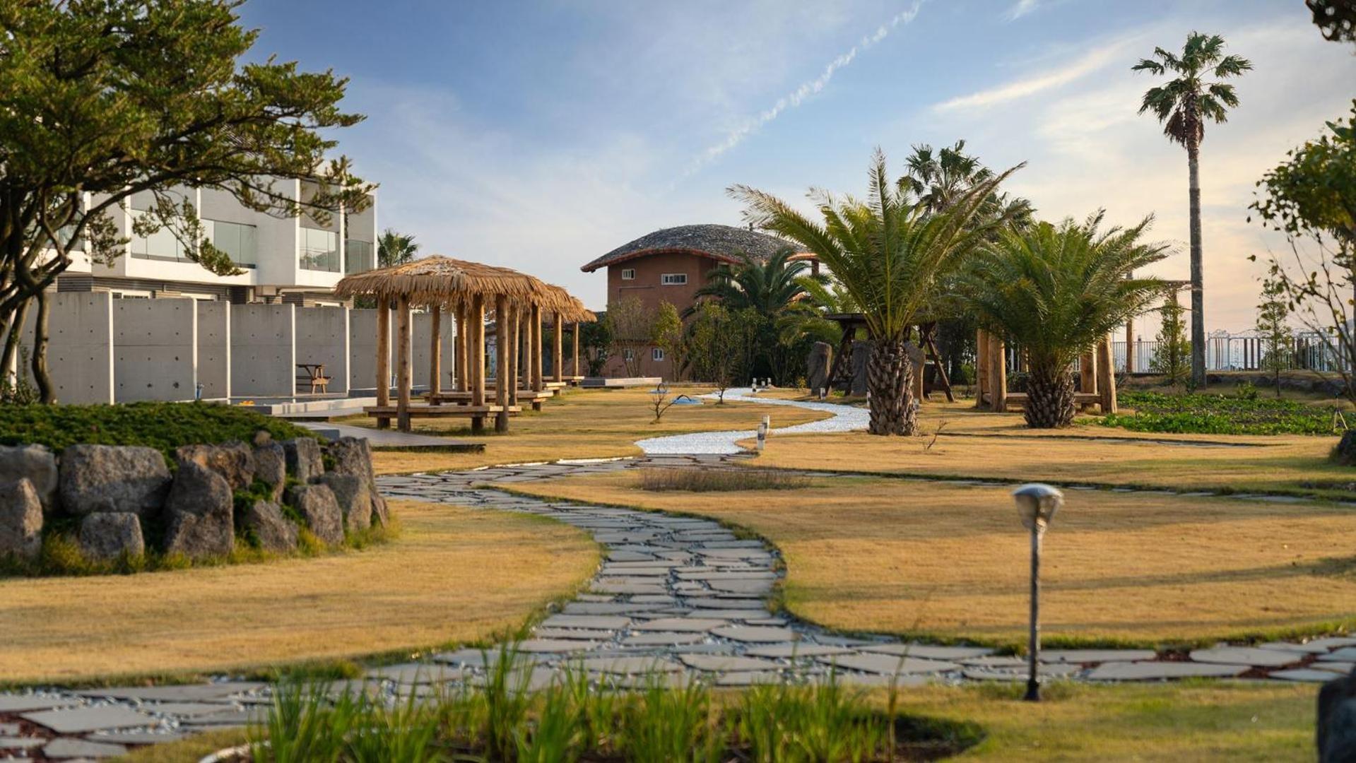 Jeju Badayeon Villa Согвипхо Экстерьер фото
