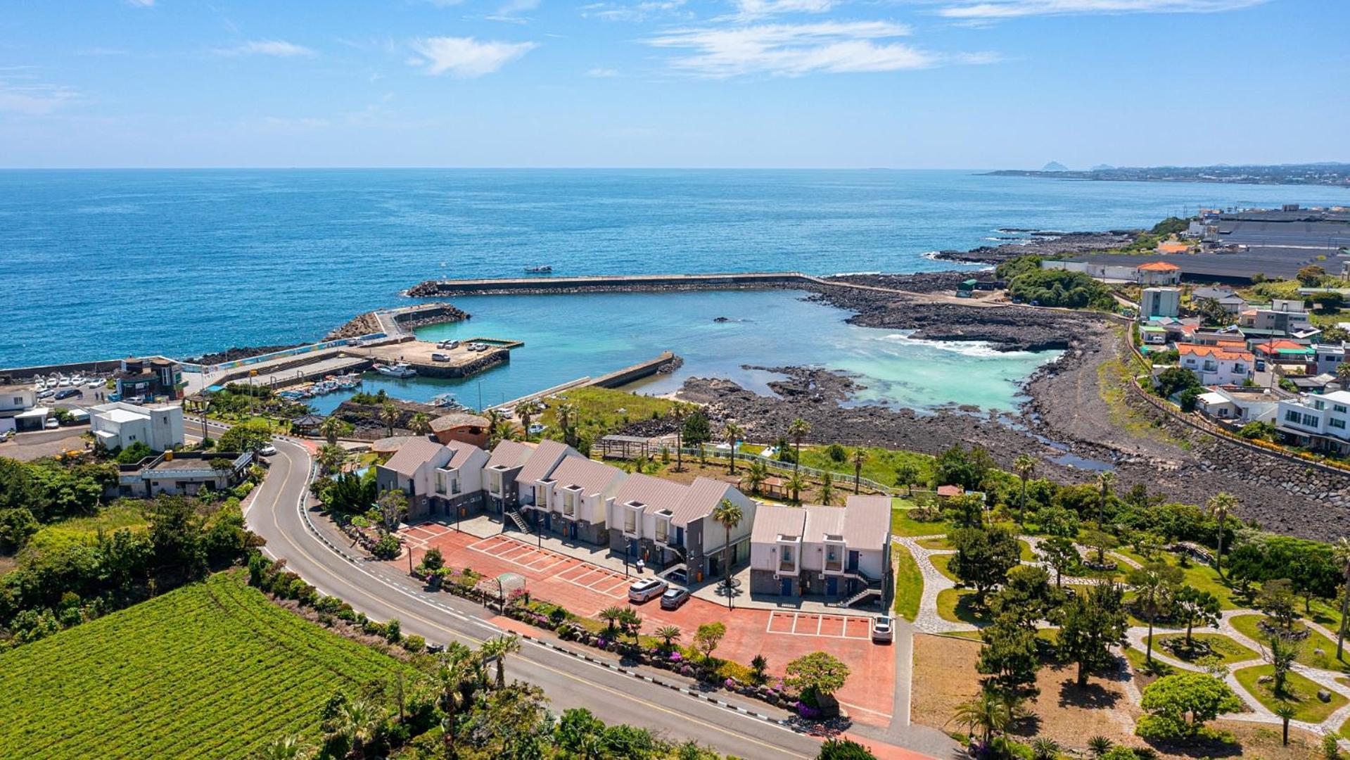 Jeju Badayeon Villa Согвипхо Экстерьер фото
