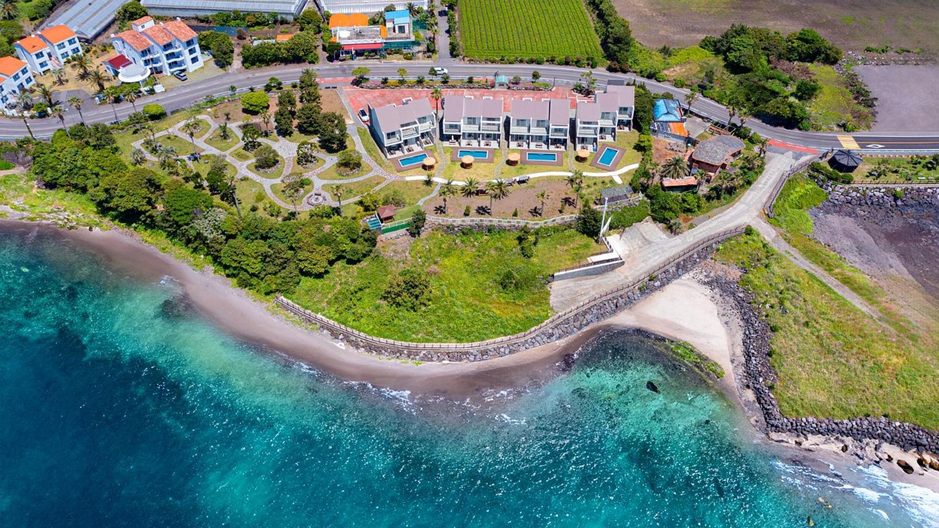 Jeju Badayeon Villa Согвипхо Экстерьер фото